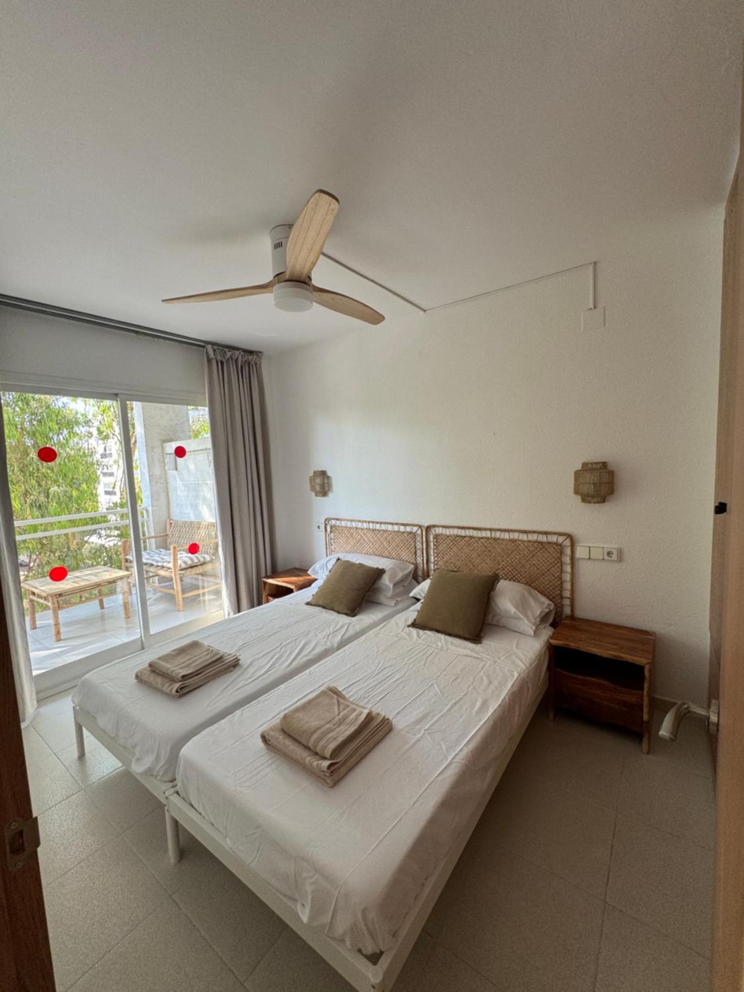 Royal Paradise Apartament *
